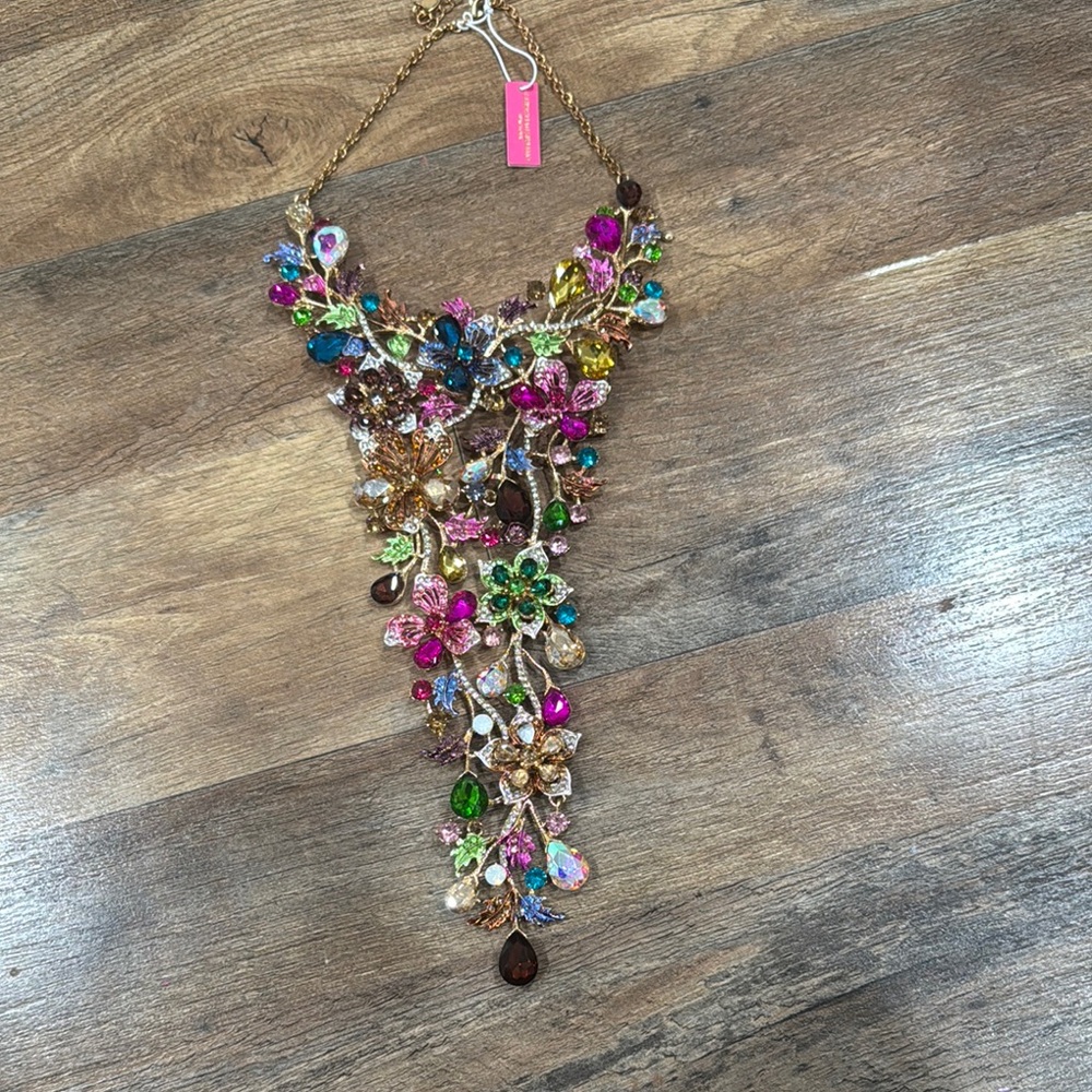 Gold and Pink Cascading Necklace with Intricate Design